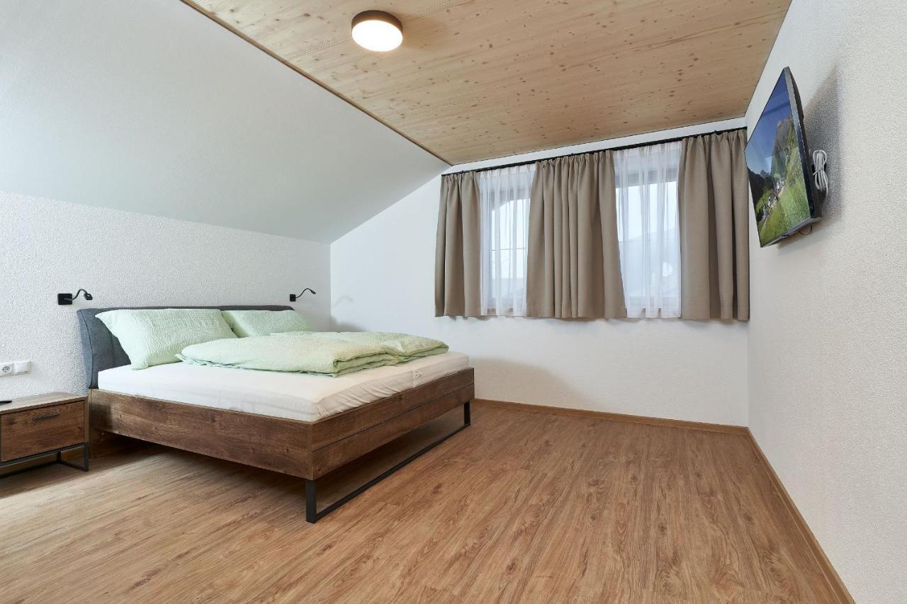 Apart-Hoamatgfuehl Apartment Langenfeld Exterior photo